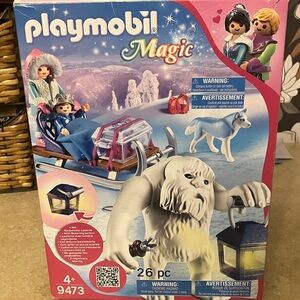 Playmobil Magic Yeti and sled playset 9473 sold out